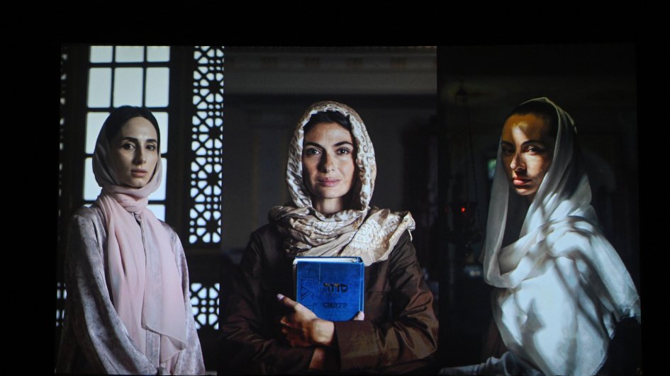 Bakı Media Mərkəzinin rəhbəri Arzu Əliyeva “Harmoniya” sənədli filminin təqdimatında iştirak edib