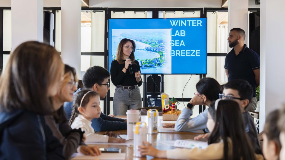 “WINTER LAB” ekoloji startaplar proqramının birinci mərhələsi “Sea Breeze”də keçirilib