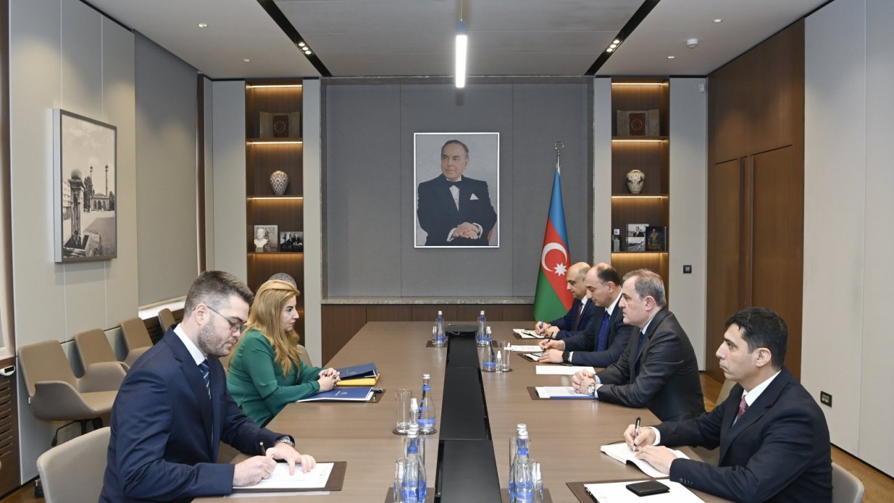 Azərbaycanla Yunanıstan arasında əməkdaşlıq üzrə Birgə Komissiyanın fəaliyyəti müzakirə edilib