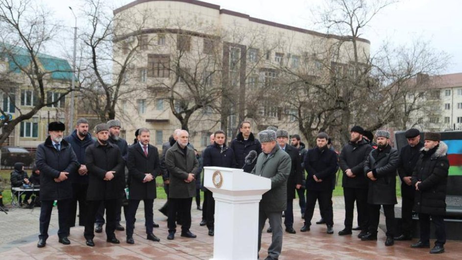Memorial plaque to victims of AZAL plane crash unveiled in Grozny