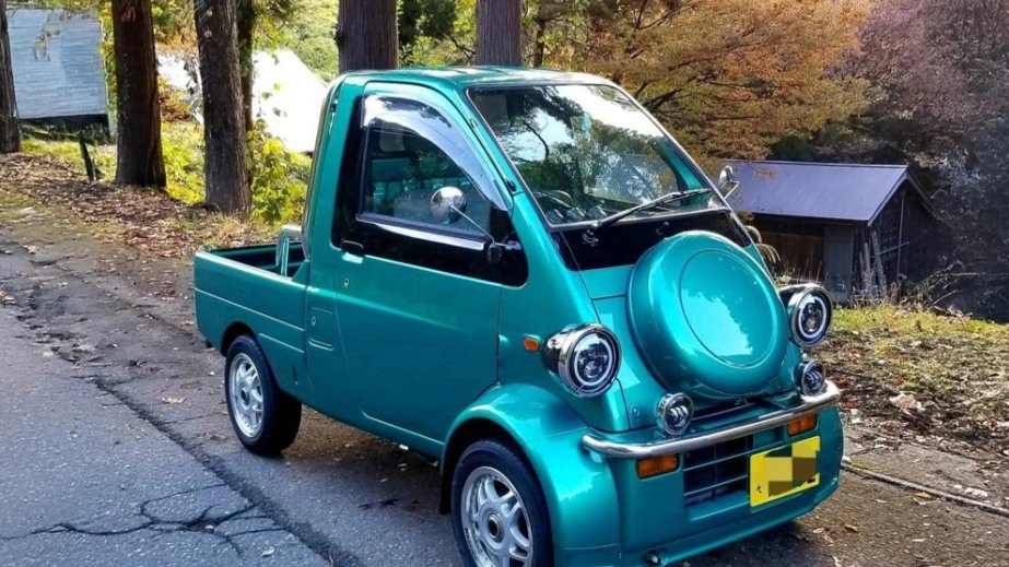 Trump wants to bring Japan's 'cute' tiny cars to America — but it may not be easy