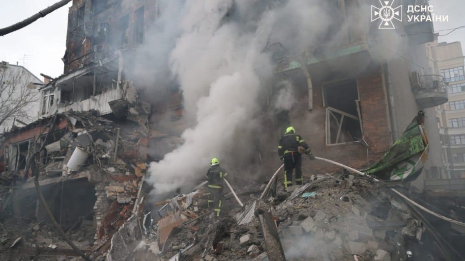 Xarkov ballistik raketlərlə vurulub, xəsarət alanlar var