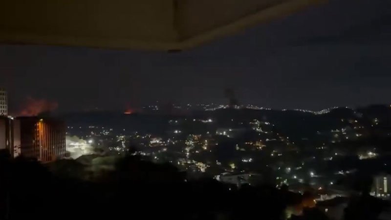 Venezuela'nın başkenti Caracas'ta patlama sesleri