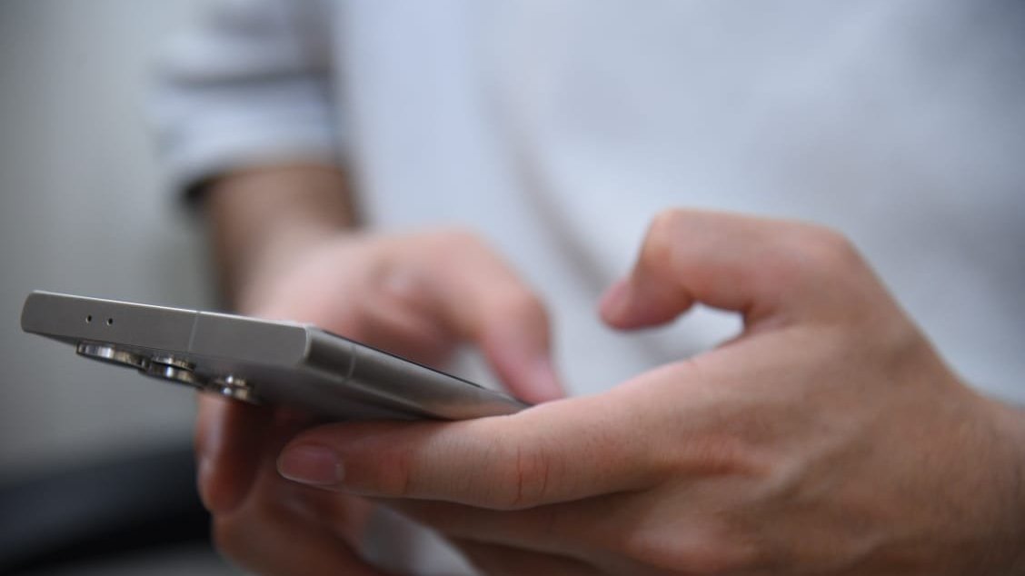 “Android”in Azərbaycan üzrə bazar payı kiçilib
