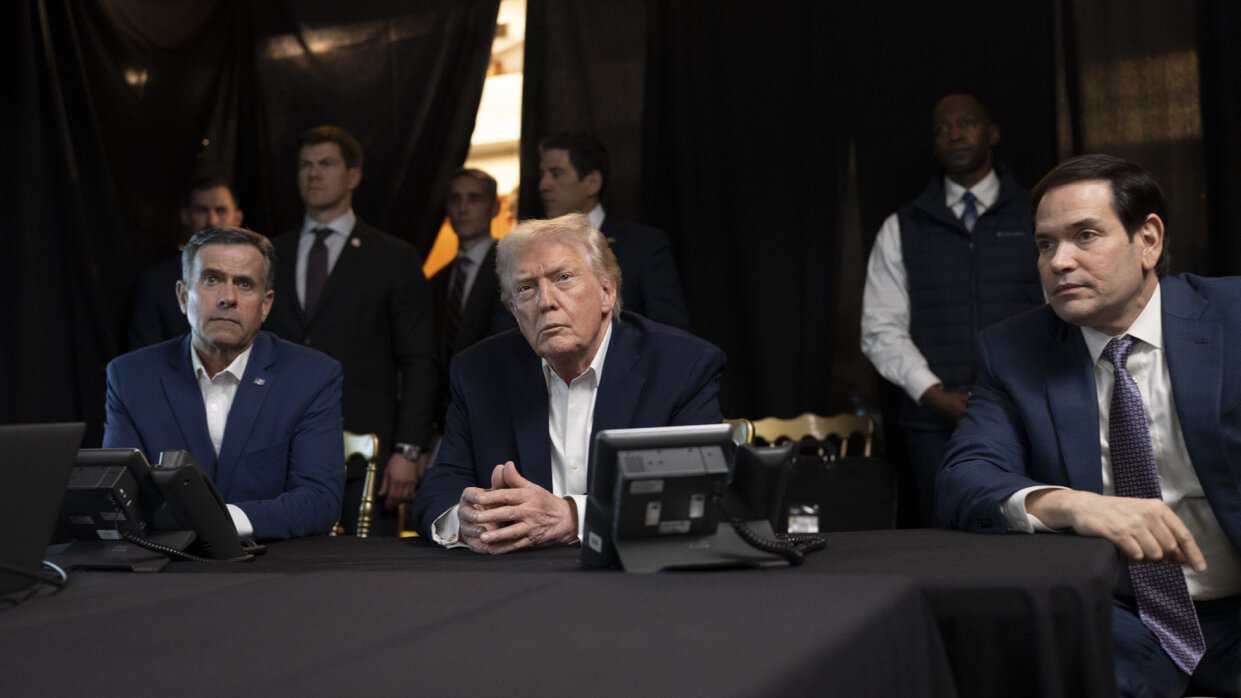 Trump’tan Venezuela açıklaması: Savaş yok, seçim yok