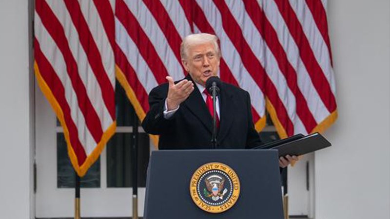 Trump: Venezuela’daki geçici yönetim yaptırım altındaki petrolü ABD'ye gönderecek