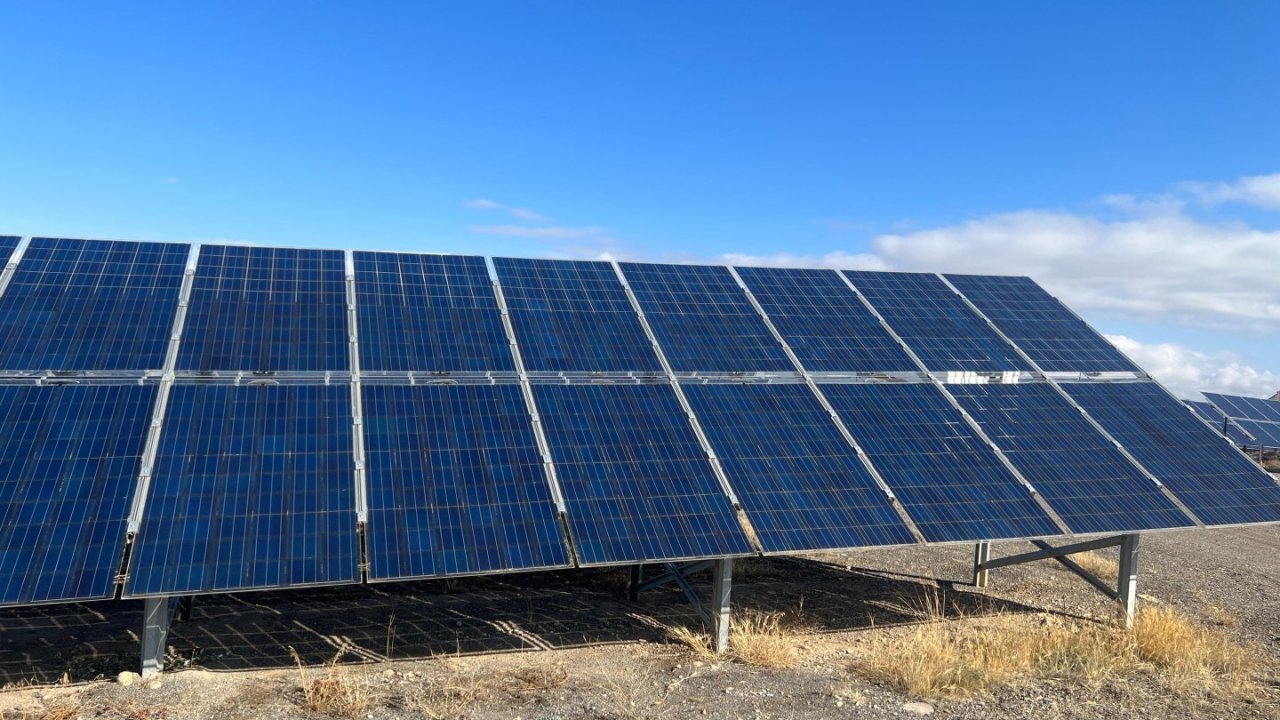 China plans large-scale solar power investments in Tajikistan - EDB