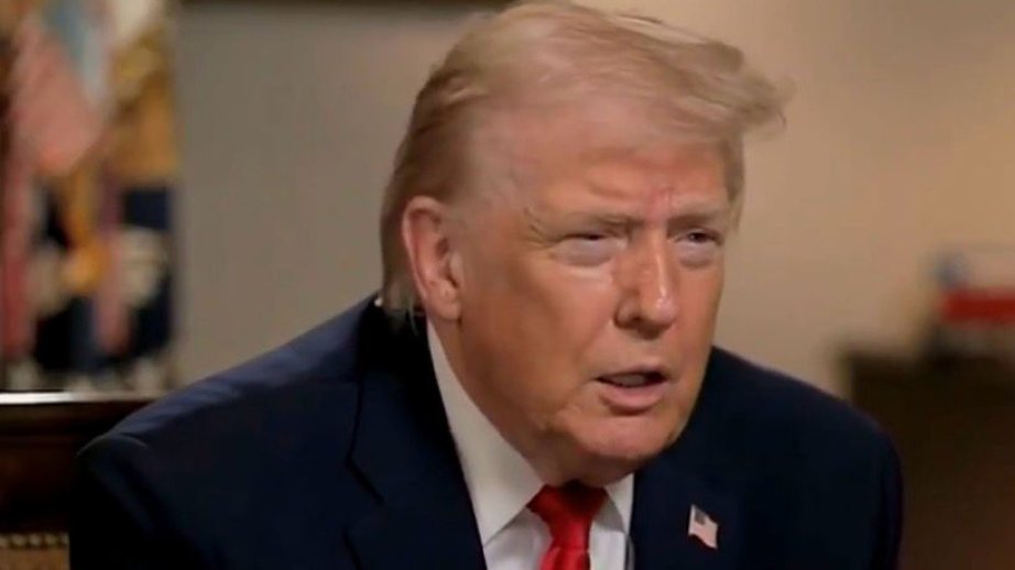 Tramp: Biz Venesuelada nefti idarə edəcəyik