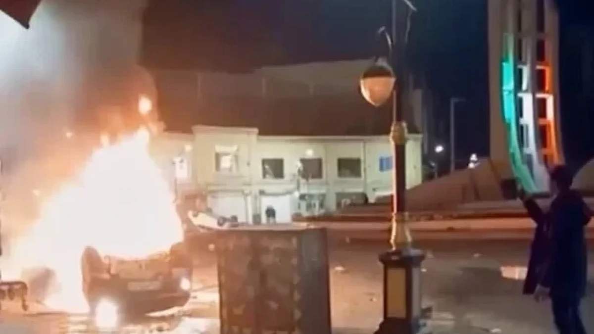 KİV: Tehranda ölən etiraçıların sayı azı 217 nəfərdir