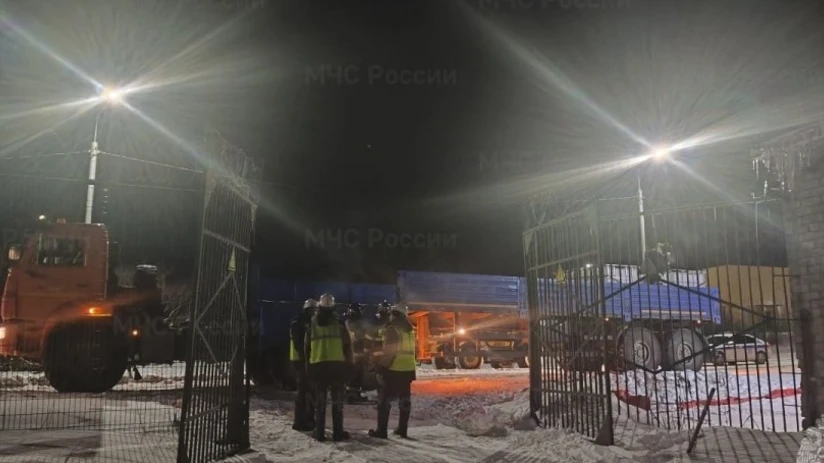 Rusiyanın Murmansk vilayətindəki neft bazasında 80 ton benzin dağılıb