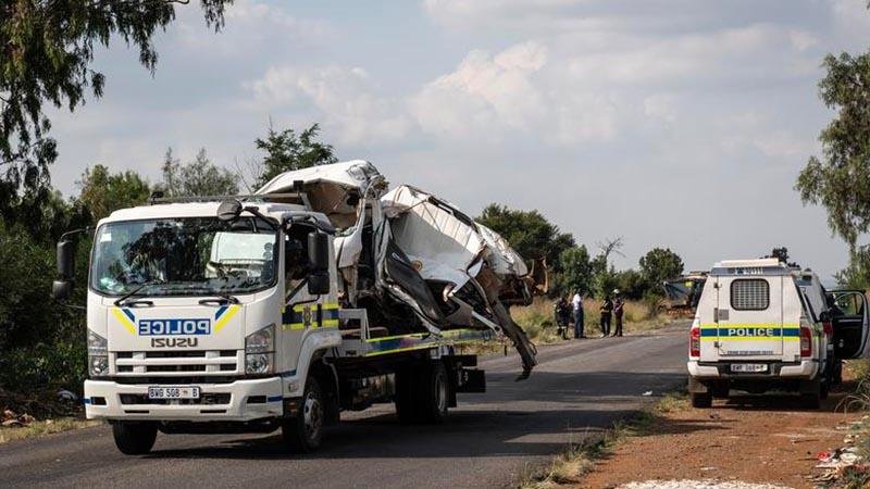Güney Afrika'da kaza: 13 ölü