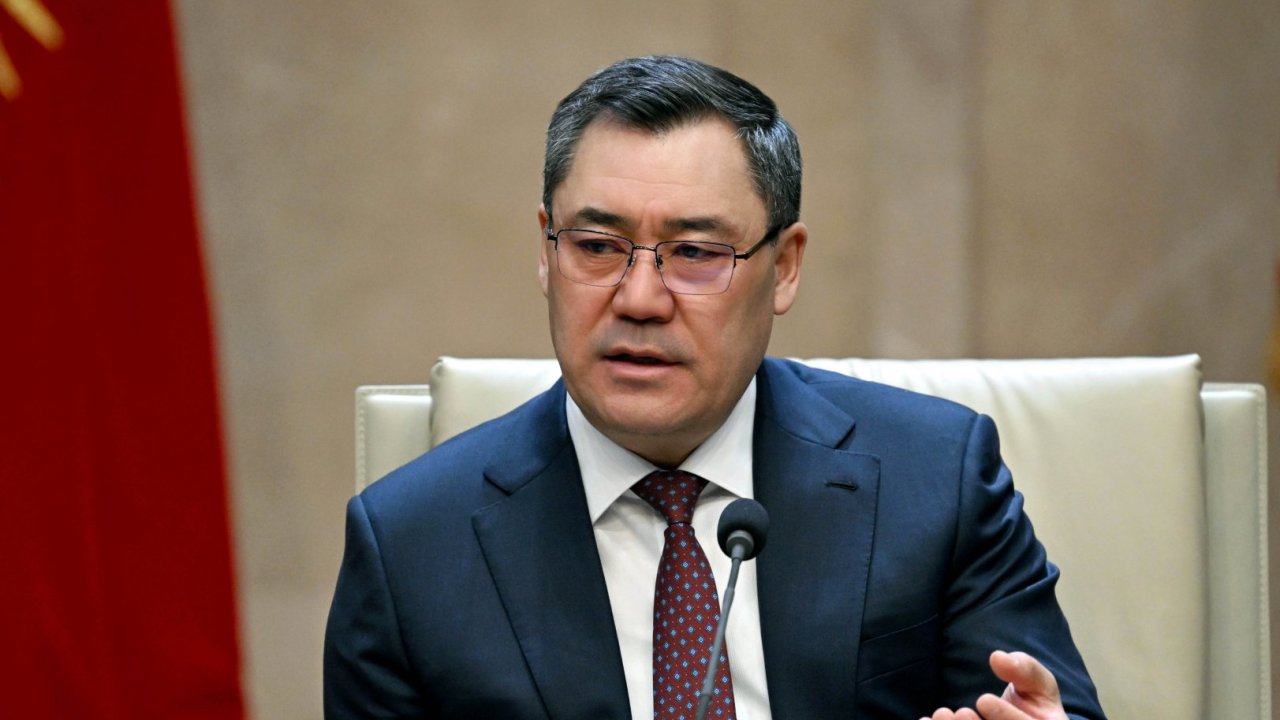 President Sadyr Japarov holds meeting with heads of construction companies