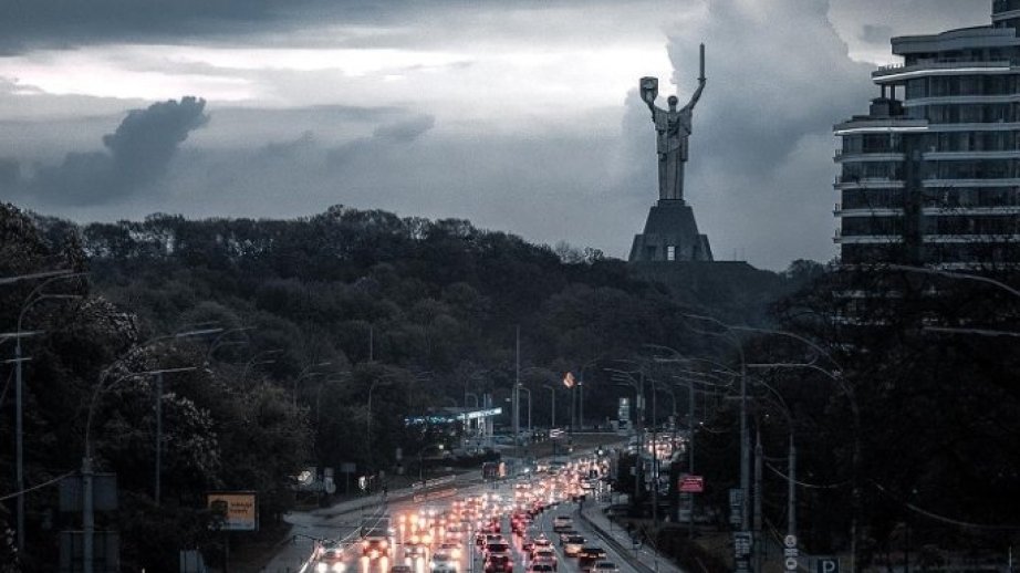 Kiyevdə 800 min insan hələ də elektrik enerjisiz qalır