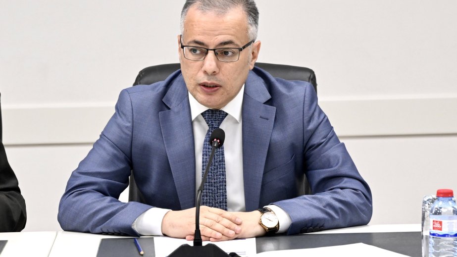 İcraçı direktor: Azərbaycanda sığorta bazarının həcmi 1,5 milyard manat ətrafındadır