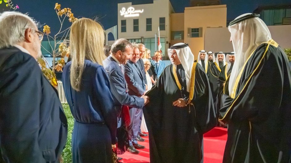 Bahrain Museum of Contemporary Art welcomes Azerbaijani carpets into its permanent collection