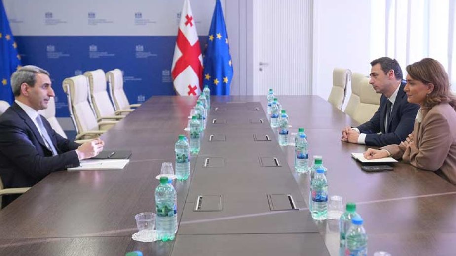 Azerbaijan, Georgia discuss railway cooperation