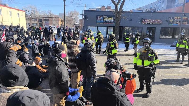 ABD'nin Texas ve Minnesota eyaletlerindeki ICE karşıtı protestolarda 18 kişi gözaltına alındı