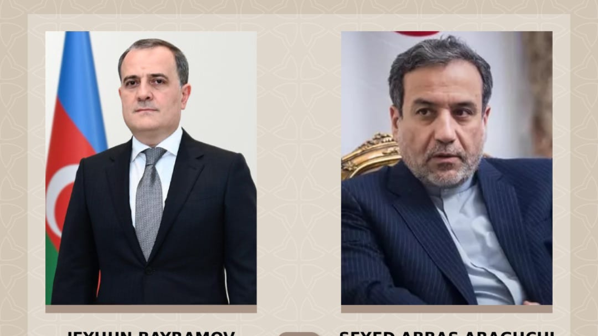 Ceyhun Bayramov Əraqçi ilə telefonda İran ətrafında yaranmış gərginliyi müzakirə edib