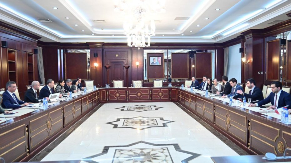 Azerbaijani MPs meet with U.S. parliamentary delegation in Baku