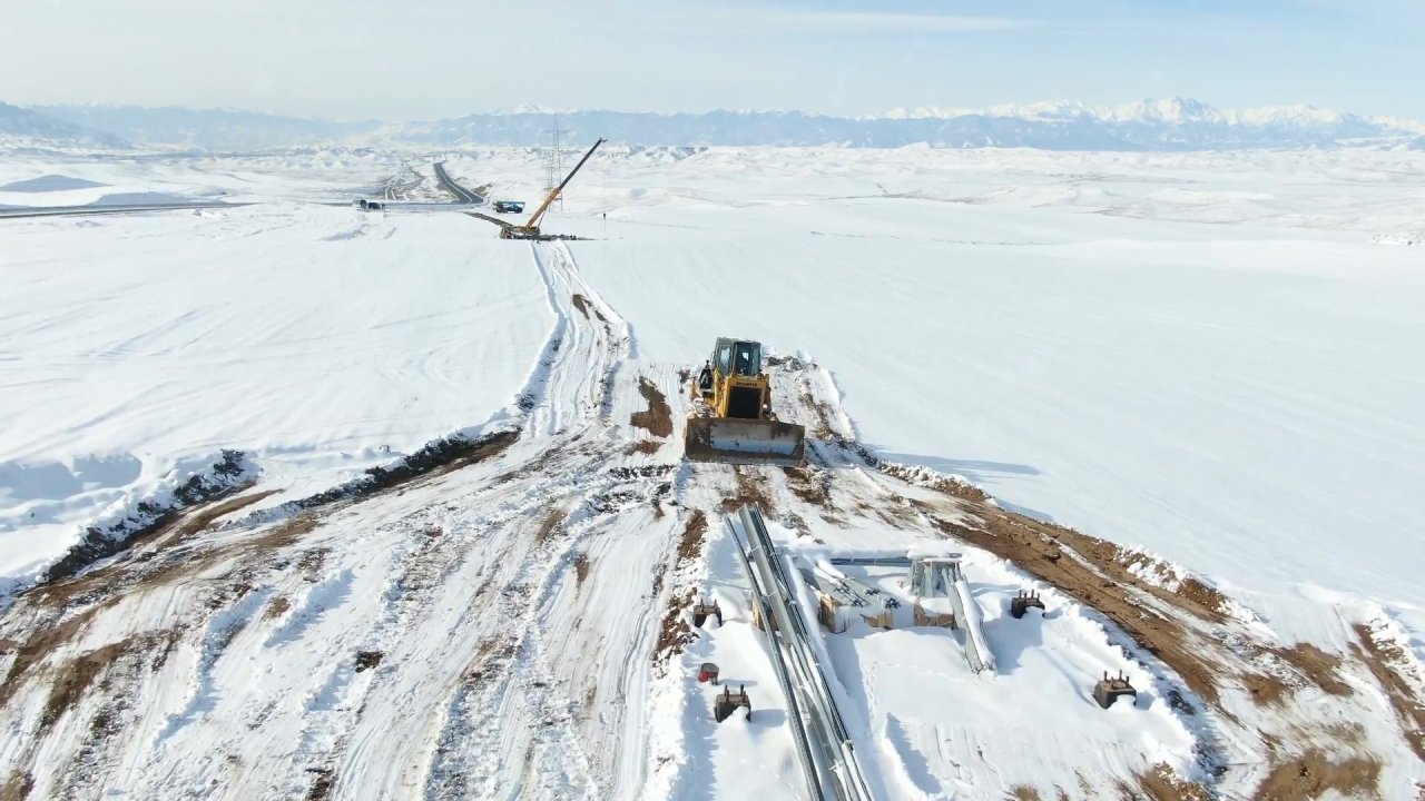 "Zəngəzur" xətti: Naxçıvanın enerji inteqrasiyası regional balansı necə dəyişdirir?