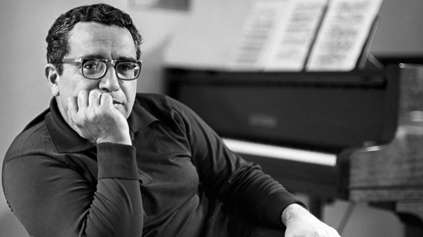 Bütün nəsillərin müasiri