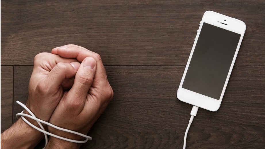 Fevralın 6-sı Ümumdünya Mobil Telefondan İmtina Günüdür