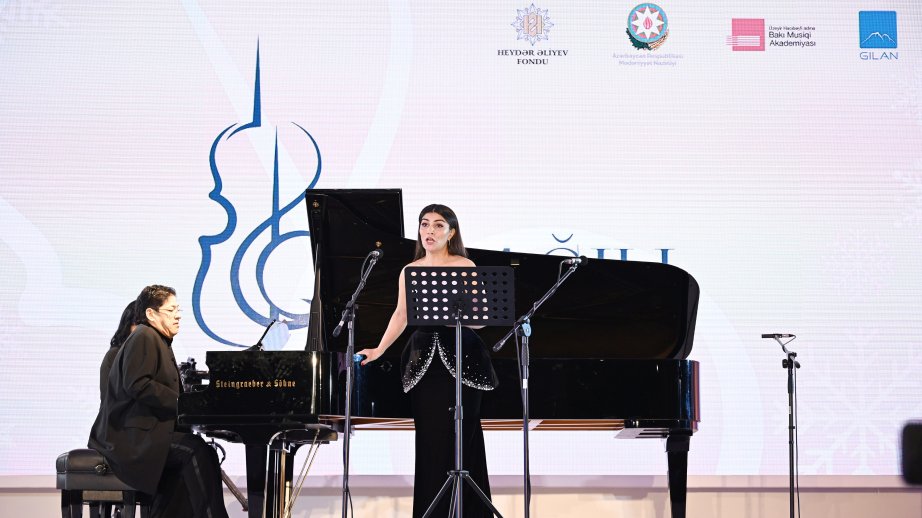 “Qış nağılı” festivalında “Bakı-Neapol: musiqi körpüsü” kamera axşamı keçirilib