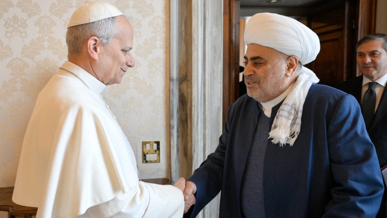 Allahşükür Paşazadə Roma Papası ilə görüşdü