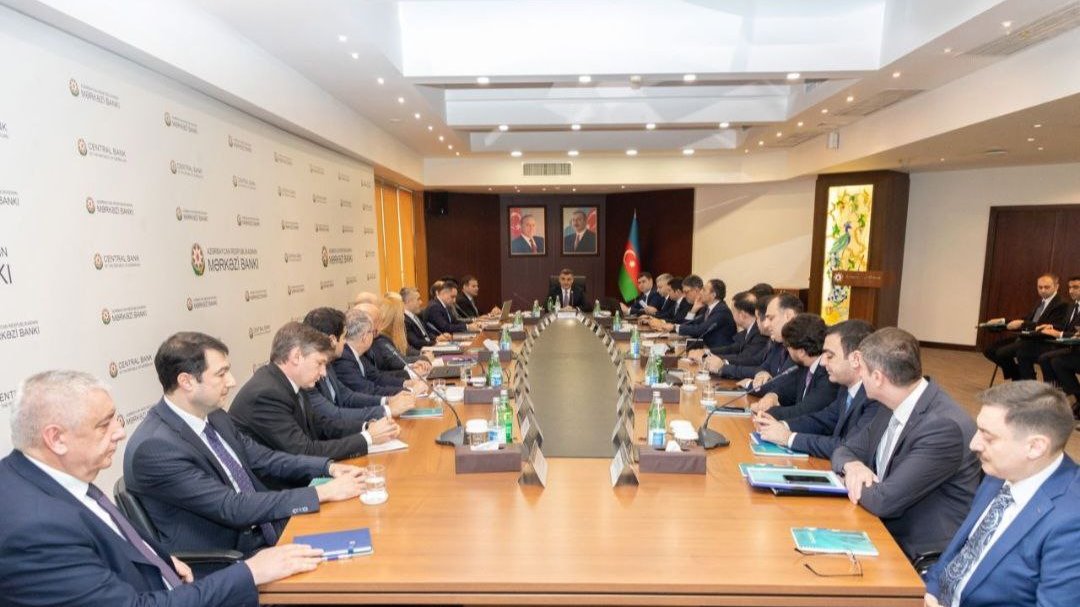 Azərbaycandakı kommersiya banklarının strateji hədəfləri müzakirə edildi