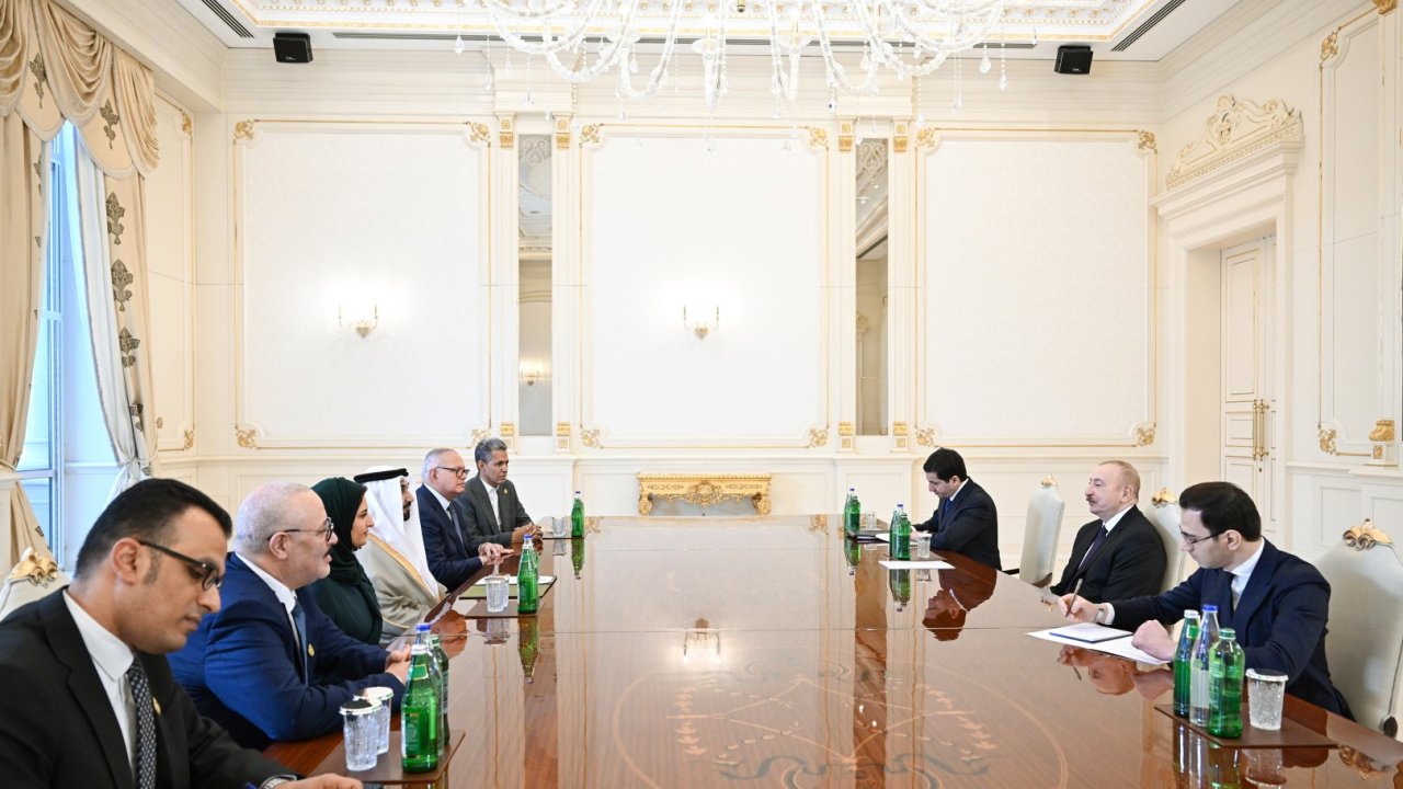 President Ilham Aliyev receives delegation of Arab Parliament led by its President