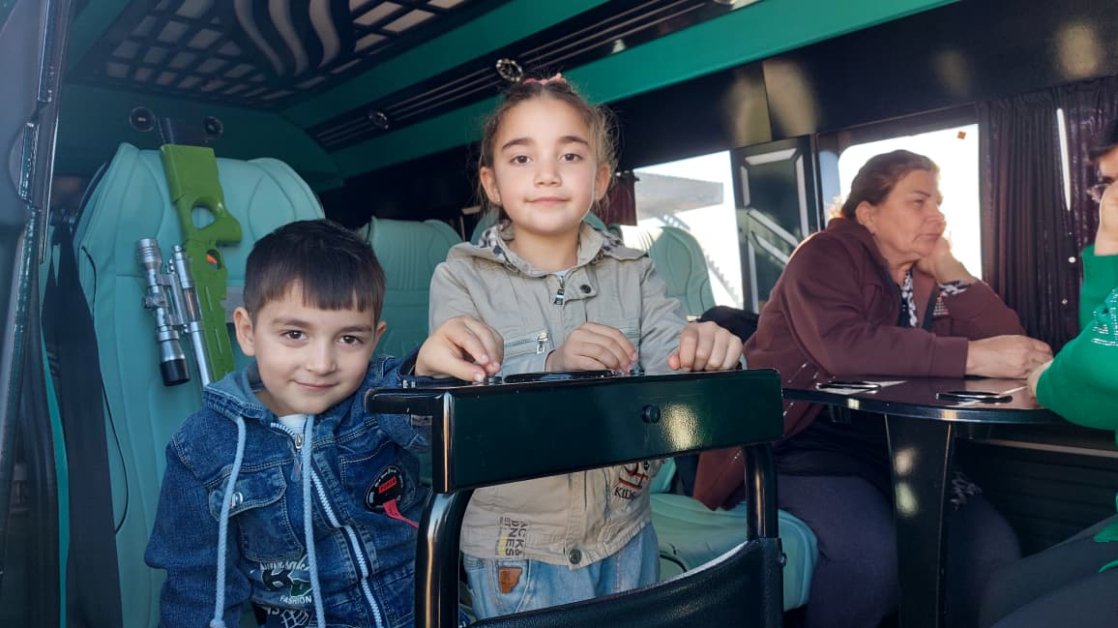 30 families relocated to Hadrut and Girmizi Bazar settlements receive house keys