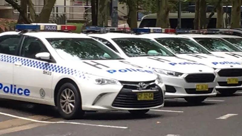 Avustralya'da bıçaklı saldırı: 1 ölü, 2 yaralı