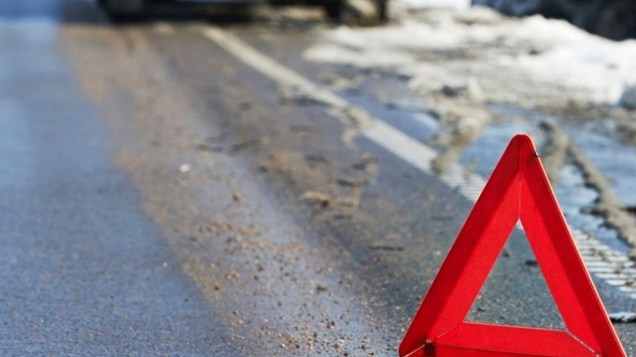 Ələt-Astara magistralında yanğını söndürən FHN əməkdaşlarını maşın vurdu - Ölən var