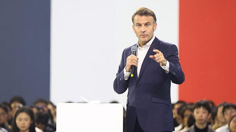 Fransa Cumhurbaşkanı Macron: Rusya, Ukrayna'da üçlü bir başarısızlık yaşıyor