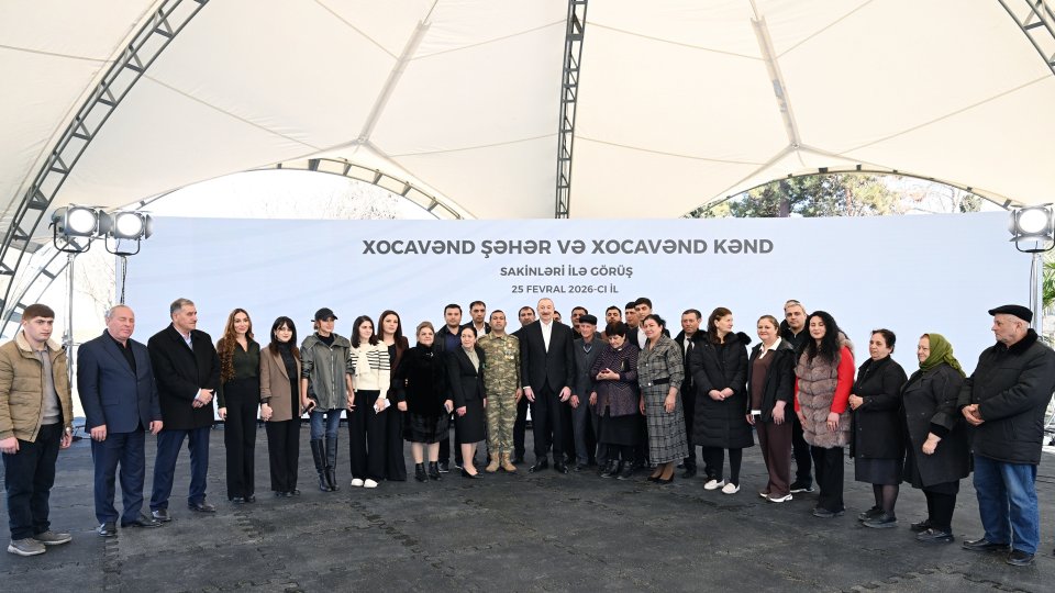 Prezident İlham Əliyev və Birinci xanım Mehriban Əliyeva Xocavənd şəhər və Xocavənd kənd sakinləri ilə görüşüblər