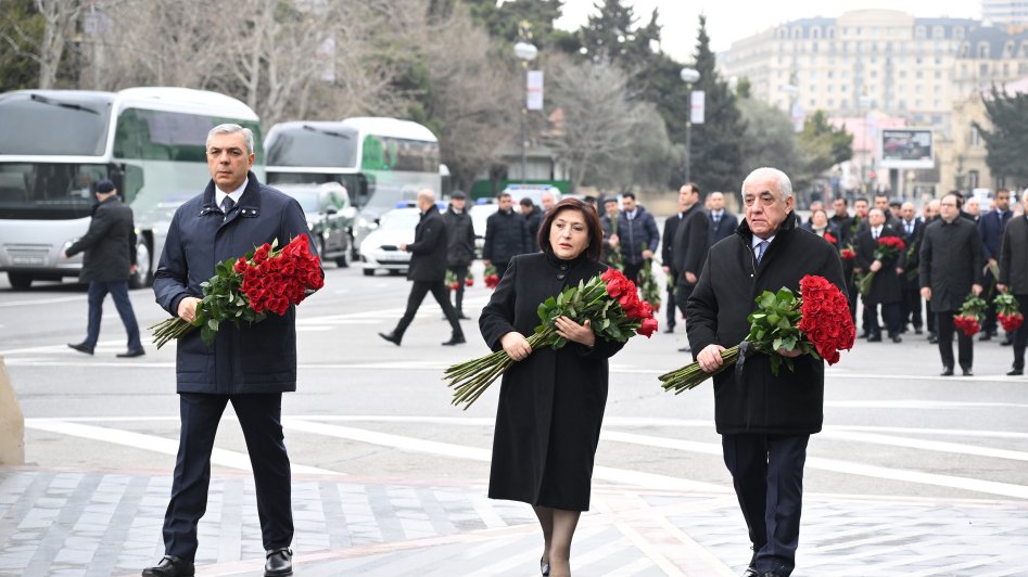 Azerbaijan’s state and government officials visit Khojaly genocide memorial