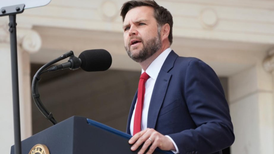 Vens: ABŞ Yaxın Şərqdə uzunmüddətli müharibəyə cəlb olunmayacaq