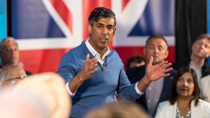 Böyük Britaniyanın keçmiş baş naziri Zelenskinin müşaviri oldu