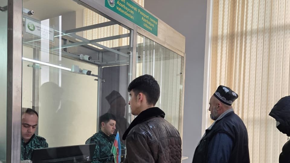 İrandan Azərbaycana 53 vətəndaşımız, 31 əcnəbi təxliyə edilib