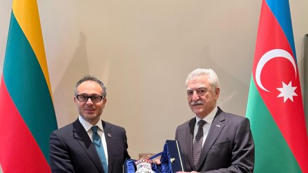 TÜRKPA Baş katibi Vilnüsdə Azərbaycan və Türkiyə səfirləri ilə görüşüb