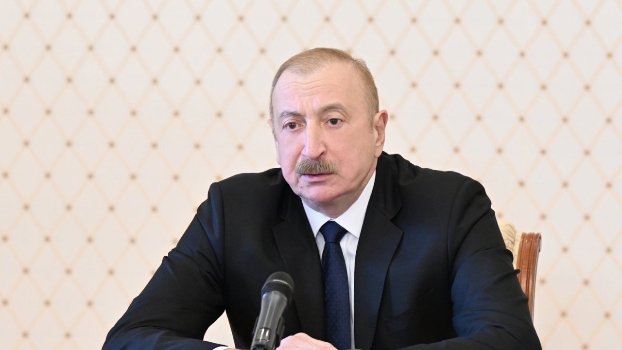 Prezident İlham Əliyev: İran XİN müavini Azərbaycandan xahiş edir ki, İranın Livandakı səfirliyinin əməkdaşlarının təxliyəsinə kömək etsin