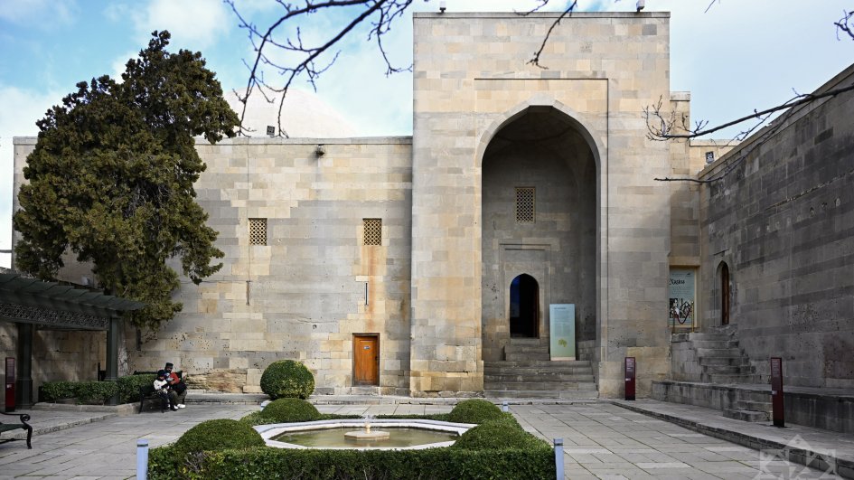 Şirvanşahlar sarayı – Orta əsrlərin əzəməti