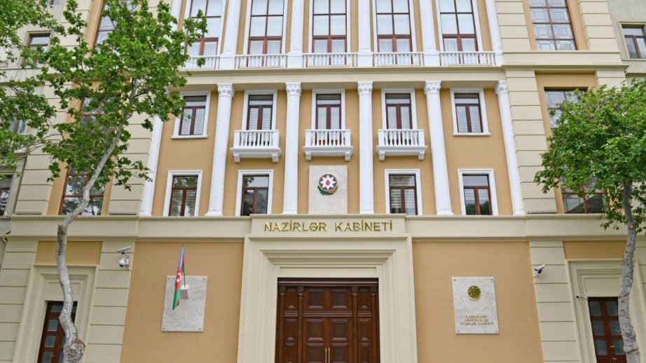 Azerbaijan and Iran resume cargo transportation by all types of vehicles