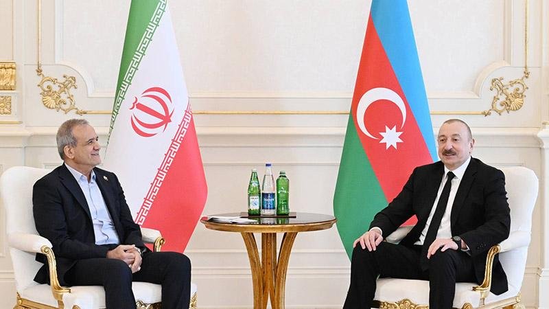 İran Cumhurbaşkanı Pezeşkiyan ile Azerbaycan Cumhurbaşkanı Aliyev telefonda görüştü
