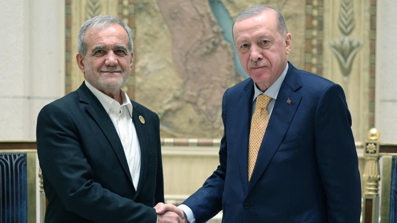 Turkish president hold telephone conversation with his Iranian counterpart