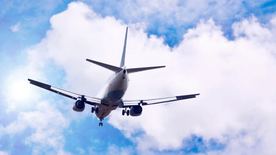 Yaxın Şərqdəki gərginlik aviabiletləri bahalaşdırıb, Şanxay-Paris reysi 3800 dolları keçib