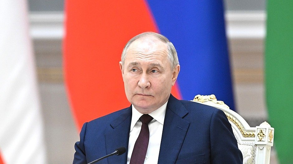 Vladimir Putin Prezident İlham Əliyevə zəng edib