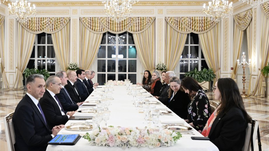 President Ilham Aliyev held expanded meeting with President of European Council during official luncheon