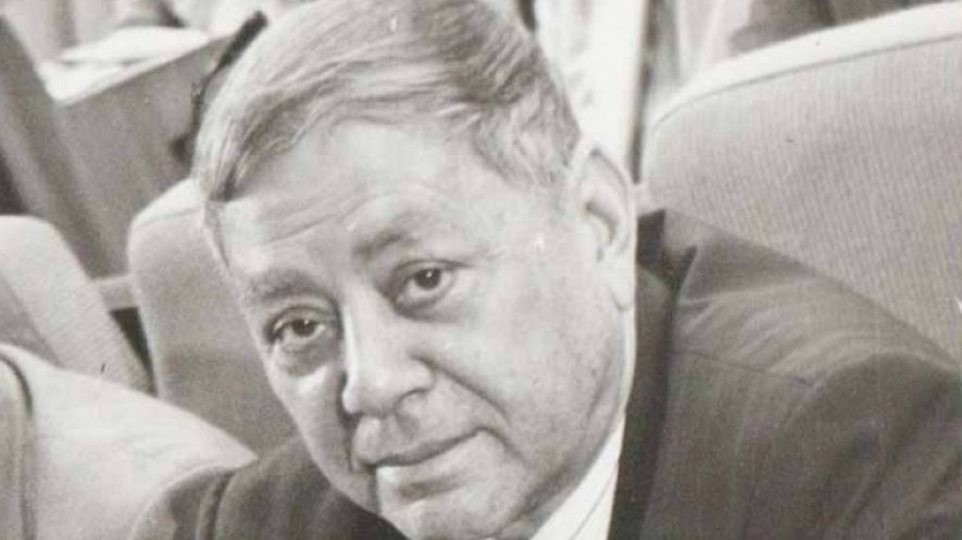 Xalq yazıçısı: Cabir Novruz poeziyamıza yüksək lirizm, bədii kamillik və mənəvi saflıq gətirib