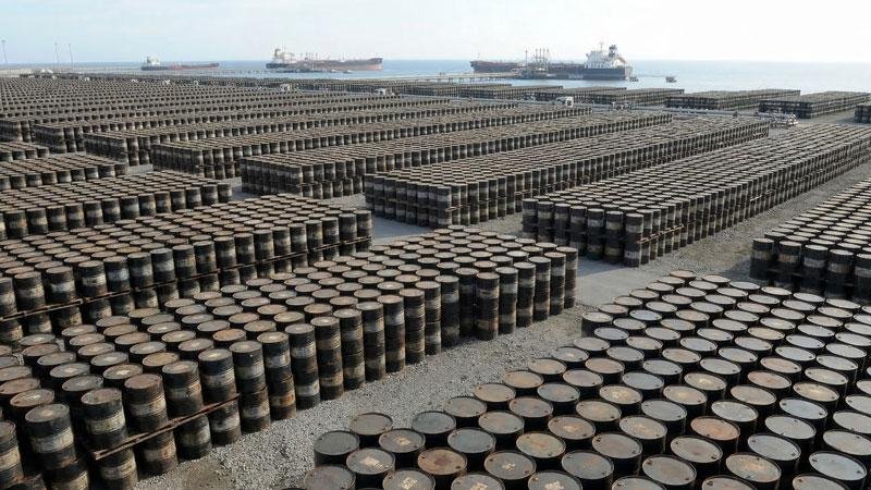 Uluslararası Enerji Ajansı 400 milyon varil petrolü piyasaya sürme kararı aldı